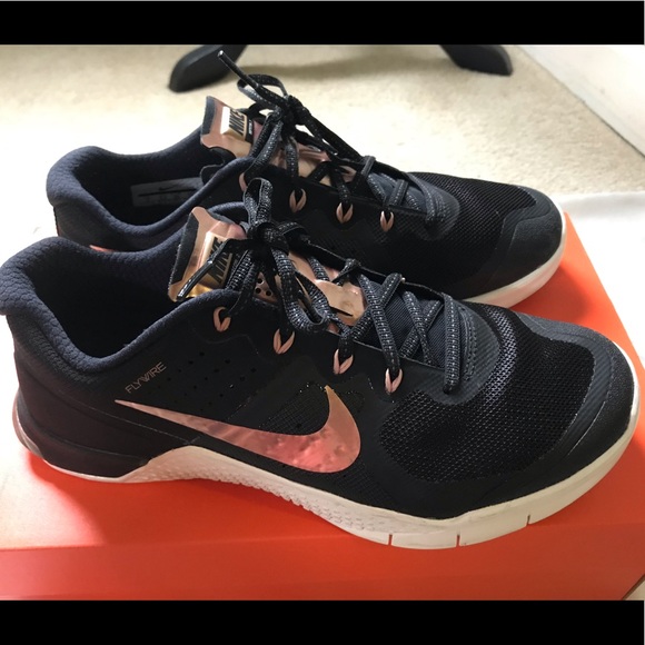 nike metcon 2 rose gold